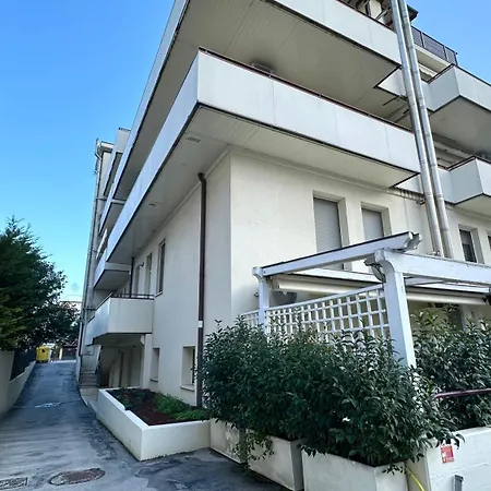Se128 - Senigallia, Bilocale A 100 Mt Dal Mare, Con Posto Auto Senigallia