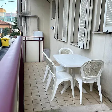 Se128 - Senigallia, Bilocale A 100 Mt Dal Mare, Con Posto Auto * Senigallia