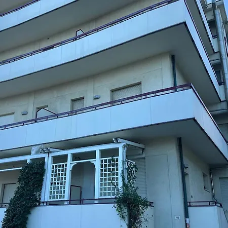 Se128 - Senigallia, Bilocale A 100 Mt Dal Mare, Con Posto Auto Apartman