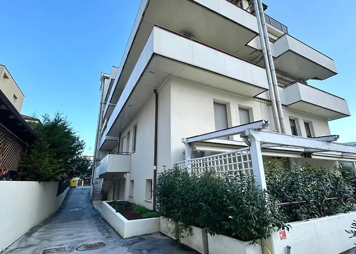 Se128 - Senigallia, Bilocale A 100 Mt Dal Mare, Con Posto Auto Senigallia